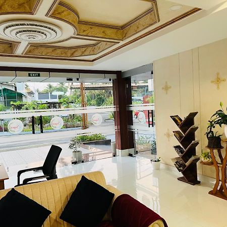 Hotel Seapark Kollam Exterior photo