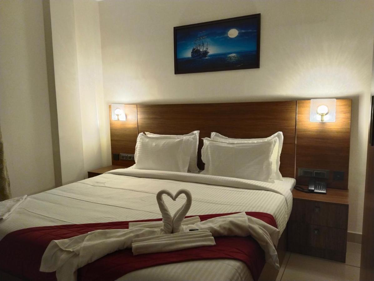 Hotel Seapark Kollam Exterior photo