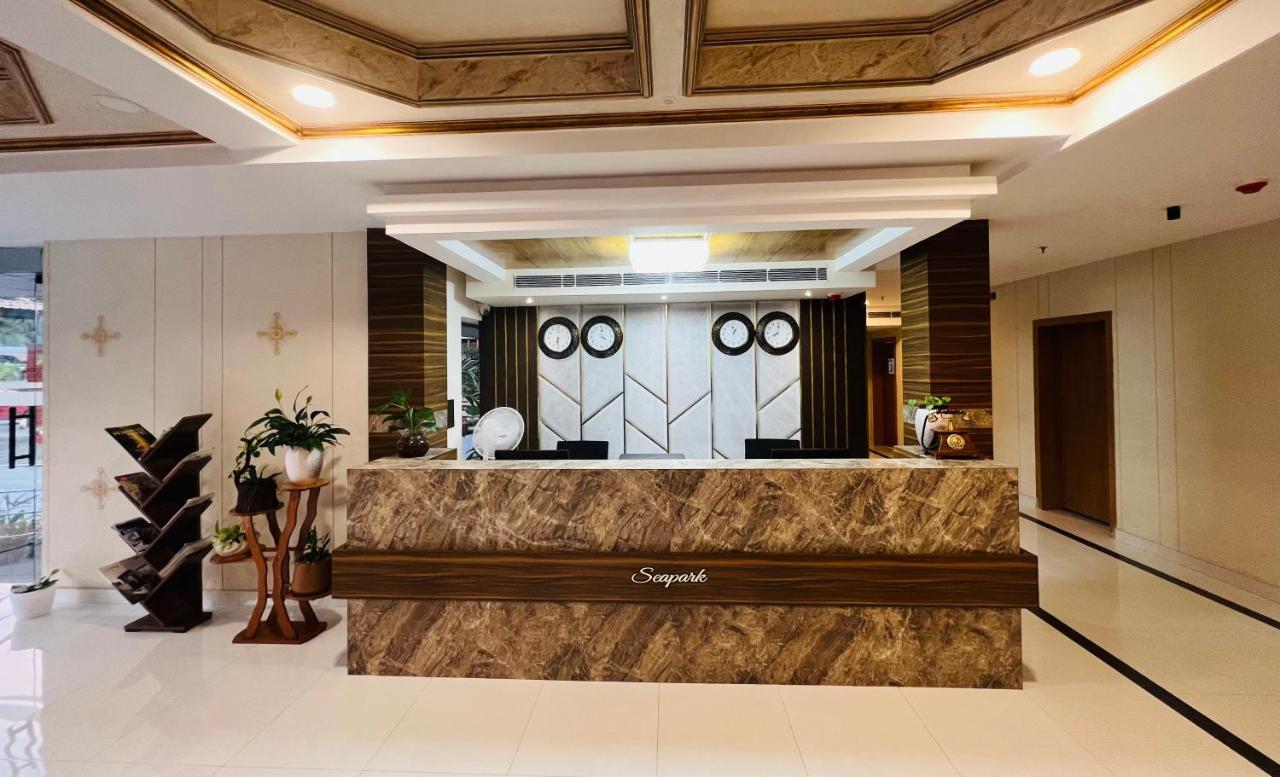 Hotel Seapark Kollam Exterior photo