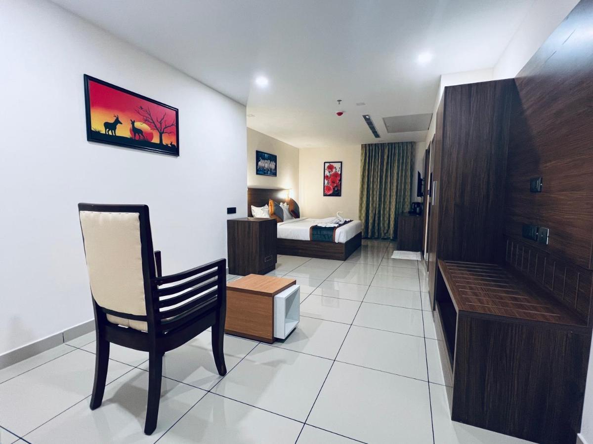 Hotel Seapark Kollam Exterior photo