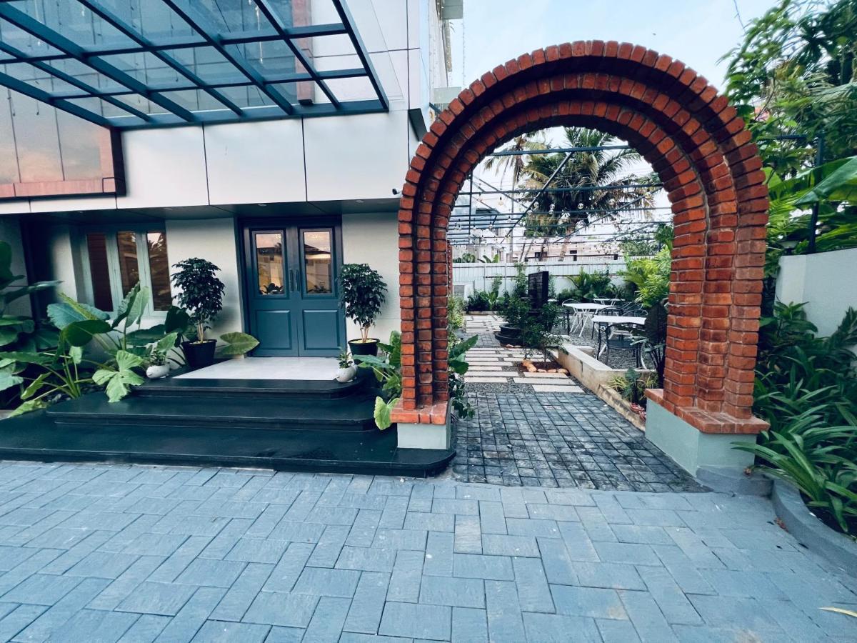 Hotel Seapark Kollam Exterior photo
